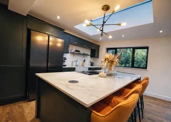 bespoke-kitchen-island-rear-extension-home-leigh-on-sea-essex