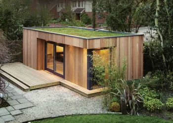 new-garden-room-with-green-roof-builders-essex