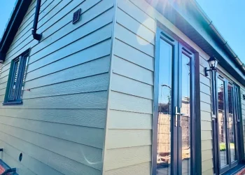 side-view-built-large-garden-room-rochford-essex-big